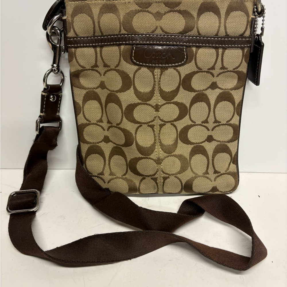Coach Womens Signature Canvas Crossbody Bag in Khaki Brown Leather Trim - Picture 2 of 10